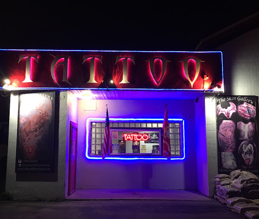 Tattoo Shop «Skin Gallery-Tattoos», reviews and photos, 37292 US-18, Prairie du Chien, WI 53821, USA