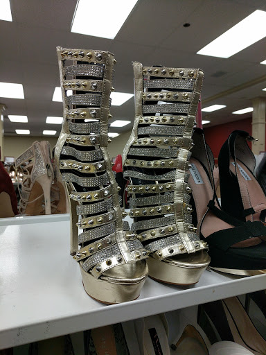 Shoe Store «Marti & Liz Shoes», reviews and photos, 2000 Mallory Ln #210, Franklin, TN 37067, USA