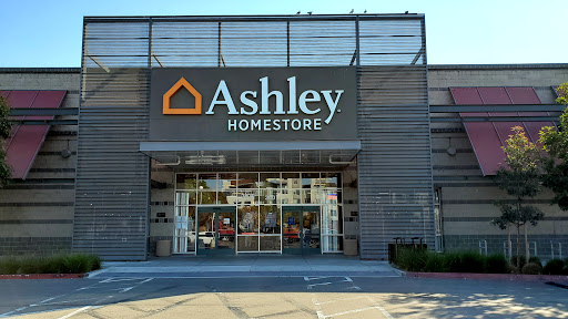 Furniture Store «Ashley HomeStore», reviews and photos, 3839 Emery St #300, Emeryville, CA 94608, USA