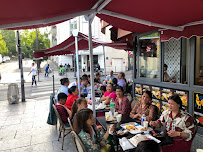 Atmosphère du Restaurant halal Golden Fried Chicken à Paris - n°10