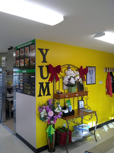 Donut Shop «Daylight Donuts», reviews and photos, 1309 N Barron St, Eaton, OH 45320, USA