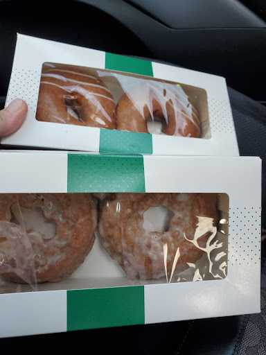 Bakery «Krispy Kreme Doughnuts», reviews and photos, 511 Moosic St, Scranton, PA 18505, USA