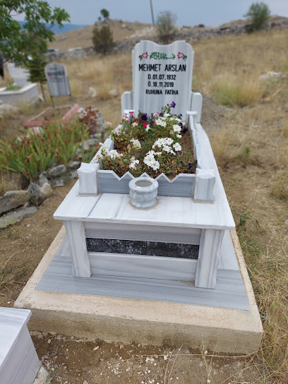 ŞeyhMustafa Köyü Mezarlığı