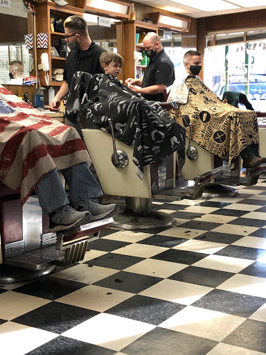 Barber Shop «Wedgewood Barber Shop», reviews and photos, 1711 S Campbell Ave, Springfield, MO 65807, USA