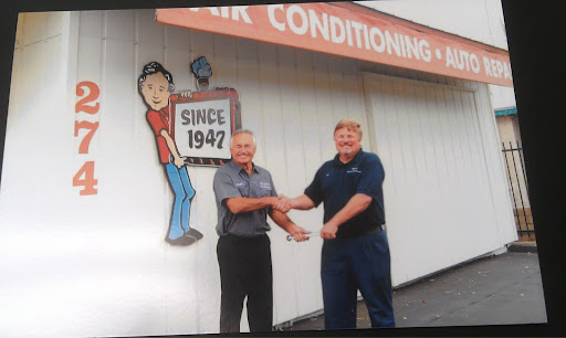 Auto Repair Shop «Harris Radiator Auto repair and Air conditioning», reviews and photos, 565 Westlake St, Encinitas, CA 92024, USA