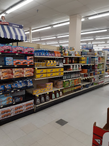 Supermarket «Price Less IGA», reviews and photos, 75 Genesis Square, Crossville, TN 38555, USA