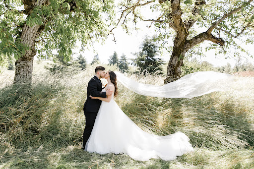 Bridal Shop «The White Dress Portland», reviews and photos, 918 SW Yamhill St, Portland, OR 97205, USA