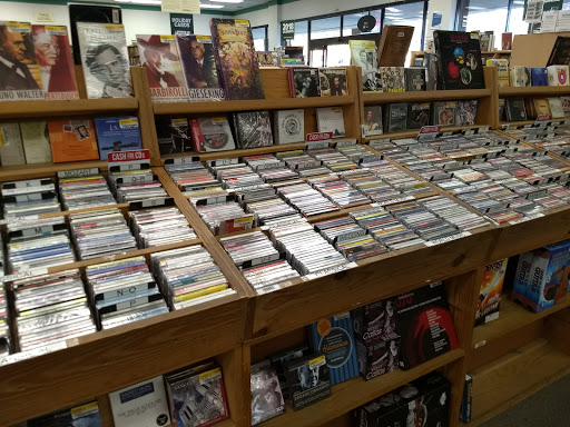 Book Store «Half Price Books», reviews and photos, 770 E Road to Six Flags St, Arlington, TX 76011, USA