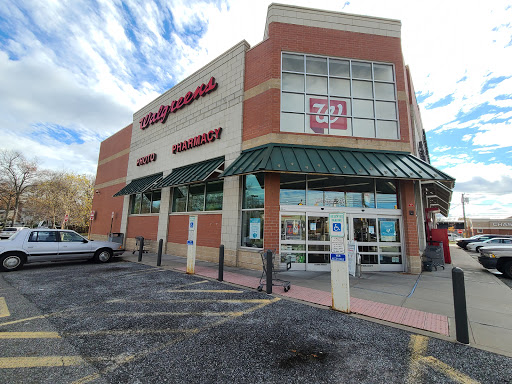 Drug Store «Walgreens», reviews and photos, 241 N Washington Ave, Bergenfield, NJ 07621, USA