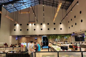 Hachi Grill The Breeze BSD City image