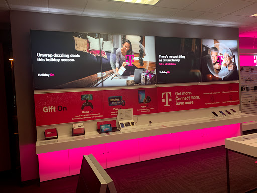 Cell Phone Store «MetroPCS Authorized Dealer», reviews and photos, 1516 Woodlane Dr, Woodbury, MN 55125, USA