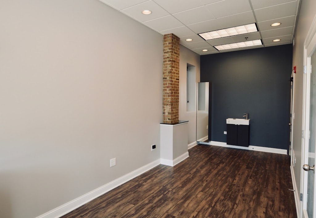 Studio 800 Salon Suites 60515