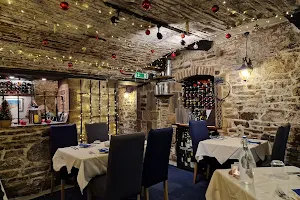 Le Caveau Restaurant image