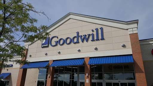 Thrift Store «Goodwill Store & Donation Center», reviews and photos, 123 S Weber Rd, Bolingbrook, IL 60490, USA
