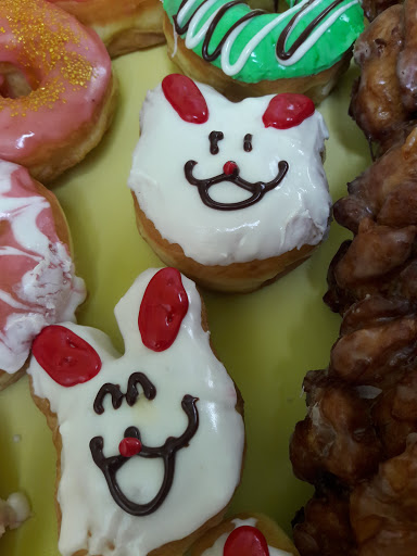 Donut Shop «Colony Donut Shop», reviews and photos, 5001 Main St #113, The Colony, TX 75056, USA