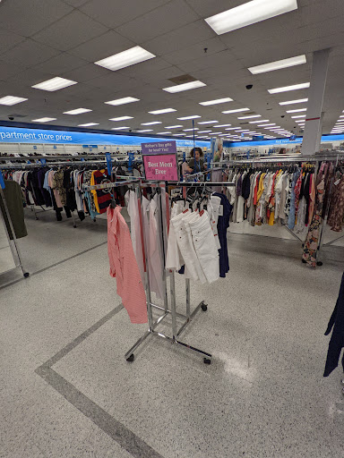 Clothing Store «Ross Dress for Less», reviews and photos, 352 S College Rd, Wilmington, NC 28403, USA