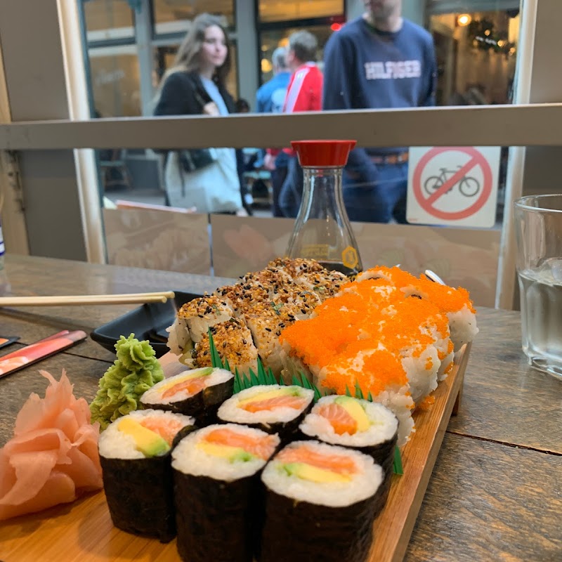 Tanoshii Sushi