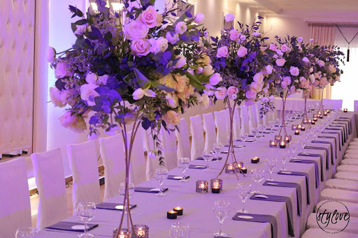 WEDDING PLANNER Organizacja & Dekoracja kwiaty ozdoby weselne ślubne oświetlenie imprezy