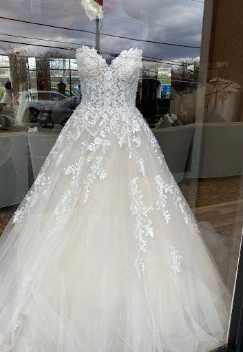 Bridal Shop «Elegant Touch Bridal and Tuxedo», reviews and photos, 8711 Belair Rd, Nottingham, MD 21236, USA