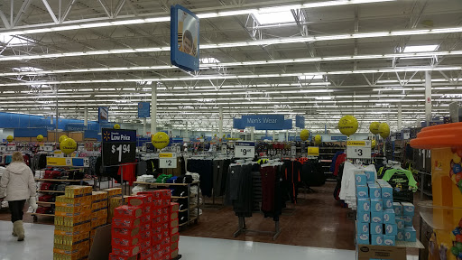 Department Store «Walmart Supercenter», reviews and photos, 201 Edwards Blvd, Lake Geneva, WI 53147, USA
