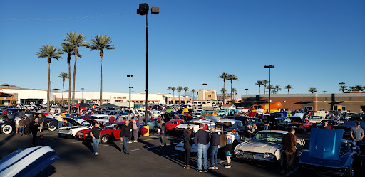 Thrift Store «Pavilions Goodwill Retail Store, Donation Center, and Career Center», reviews and photos, 8959 E Indian Bend Rd, Scottsdale, AZ 85250, USA