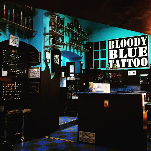 BLOODY BLUE TATTOO - tetovací studio Praha 3