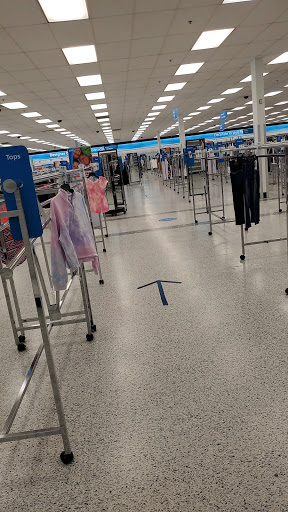 Clothing Store «Ross Dress for Less», reviews and photos, 6317 Pats Ranch Rd, Mira Loma, CA 91752, USA