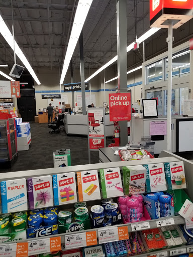 Office Supply Store «Staples», reviews and photos, 39116 Fremont Hub, Fremont, CA 94538, USA