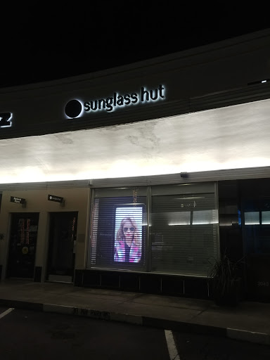 Sunglass Hut