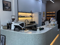 DROP TEA ROOM