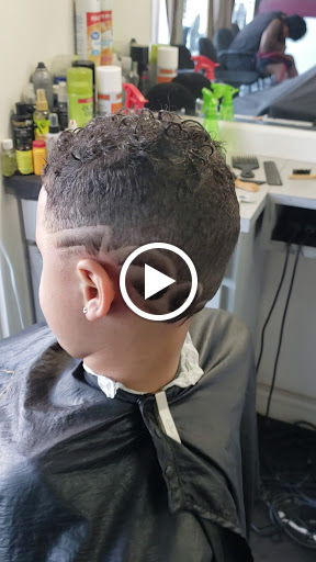 Barber Shop «Fade Away Barber & Beauty», reviews and photos, 8104 S Tacoma Way, Tacoma, WA 98499, USA