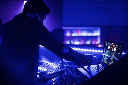 Gay Bar «Highland Lounge», reviews and photos, 404 Colorado St, Austin, TX 78701, USA