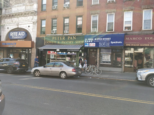 Donut Shop «Peter Pan Donut & Pastry Shop», reviews and photos, 727 Manhattan Ave, Brooklyn, NY 11222, USA