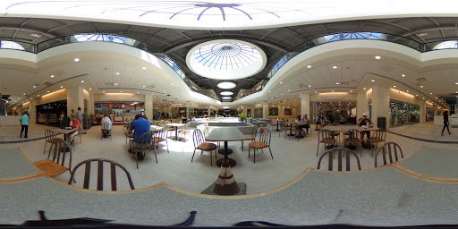 Shopping Mall «The Shops At Kenilworth», reviews and photos, 800 Kenilworth Dr, Towson, MD 21204, USA