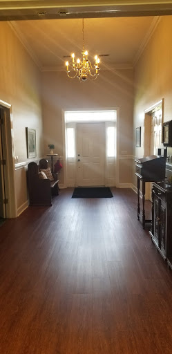 Funeral Home «Dyer Funeral Home», reviews and photos, 798 S Willow Ave, Cookeville, TN 38501, USA