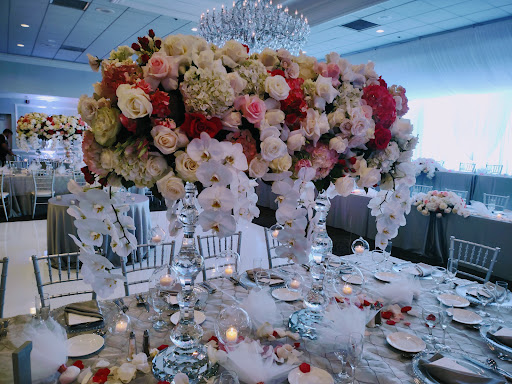 Wedding Planner «M & P Floral And Event Production», reviews and photos, 840 W Lake St, Roselle, IL 60172, USA