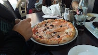Pizza du Restaurant casher Tib's à Paris - n°10