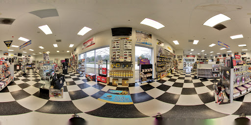 Truck Accessories Store «4 Wheel Parts Performance Center - Coppell», reviews and photos, 800 W Sandy Lake Rd, Coppell, TX 75019, USA