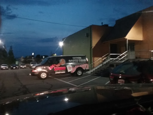 Bar & Grill «Strikers Sports Bar and Grill», reviews and photos, 66 Hathaway Rd, New Bedford, MA 02746, USA