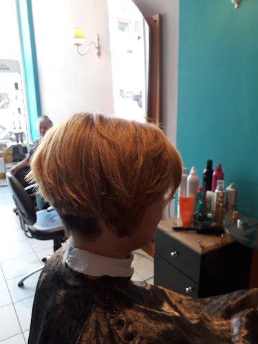 Αξιολογήσεις για το Κομμωτήριο Hair Workshop Γιαννουράκου Ζέφη ΚΟΜΜΩΤΗΡΙΟ ΓΥΘΕΙΟ στην Γύθειο - Κουρείο