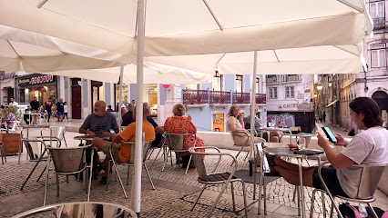 Café Santa Cruz - Praça 8 de Maio, 3000-300 Coimbra, Portugal