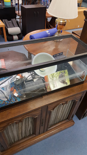 Thrift Store «Goodwill Industries of the Chesapeake, Inc.», reviews and photos, 208 S Bridge St, Elkton, MD 21921, USA