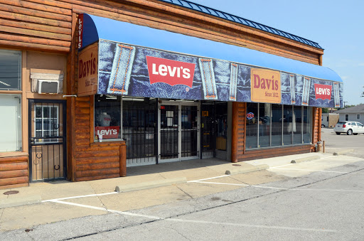 Clothing Store «Davis Jean & Fashion», reviews and photos, 4406 W Washington St, Indianapolis, IN 46241, USA