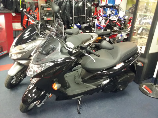 Yamaha Motorcycle Dealer «New York Honda Yamaha», reviews and photos, 3602 38th St, Long Island City, NY 11101, USA