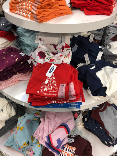 Clothing Store «Old Navy», reviews and photos, 19401 Alderwood Mall Pkwy, Lynnwood, WA 98036, USA