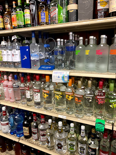 Liquor Store «West Hills Wines & Liquors», reviews and photos, 1720 New York Ave, Huntington Station, NY 11746, USA