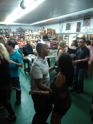 Wine Store «The Best Wine Shop Miami», reviews and photos, 6421 SW 8th St, Miami, FL 33144, USA