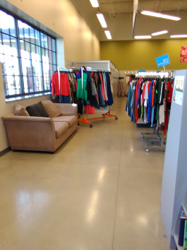 Thrift Store «Goodwill Store & Donation Center», reviews and photos, 1716 Miller Park Way, West Milwaukee, WI 53214, USA