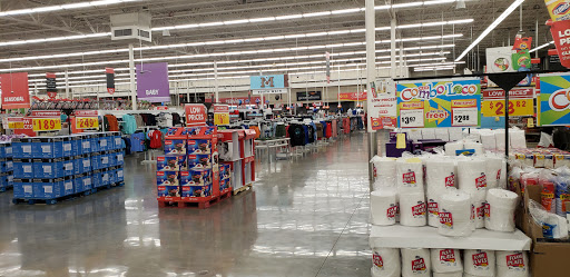 Shopping Mall «McCreless Corner Shopping Center», reviews and photos, 3818 S New Braunfels Ave, San Antonio, TX 78223, USA