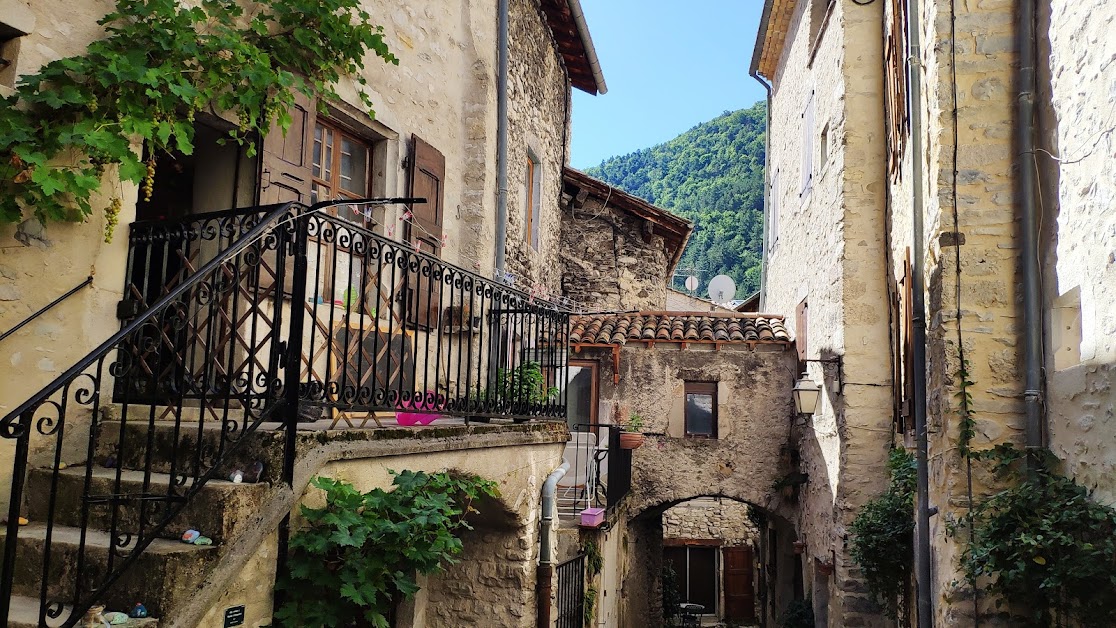 Camping Municipal Les Chaussières à Châtillon-en-Diois (Drôme 26)